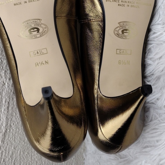 Etienne Aigner Gail Gold Leather Pointed-Toe Skinny Heel Slip On Pump Shoe - Picture 9 of 16